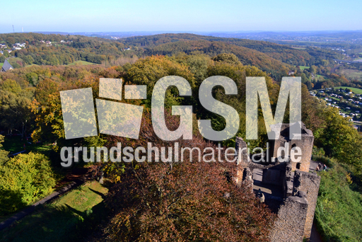 Burgruine Hohensyburg_1.jpg